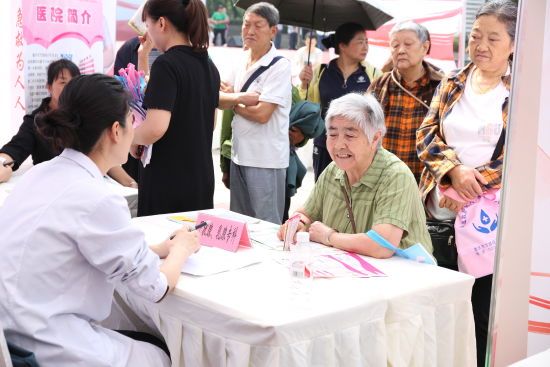 图为活动现场。肖贵平 摄